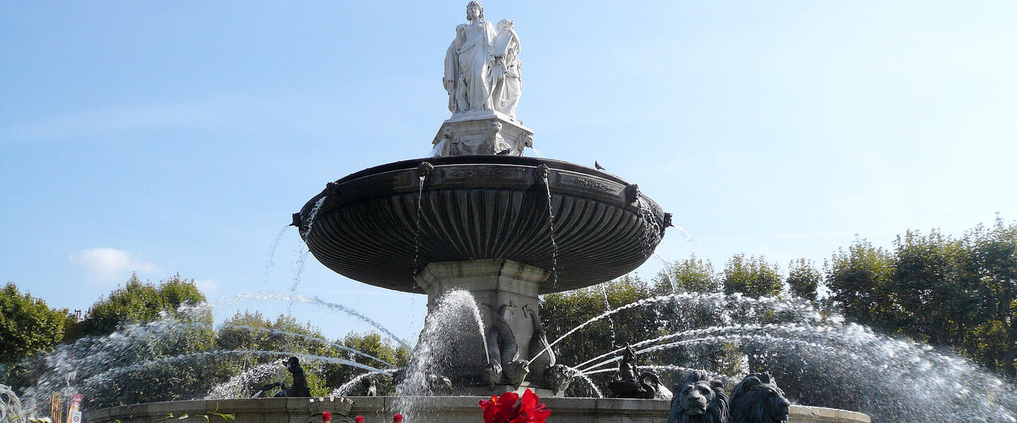 Provence - zwischen Tradition und Moderne Provence - zwischen Tradition und Moderne