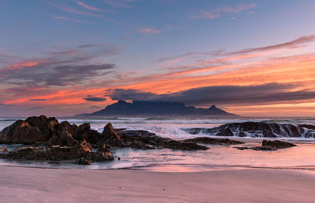 Südafrika - wilde Küste und grüne Berge