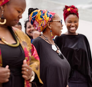 Izimbokodo - Südafrikas starke Frauen