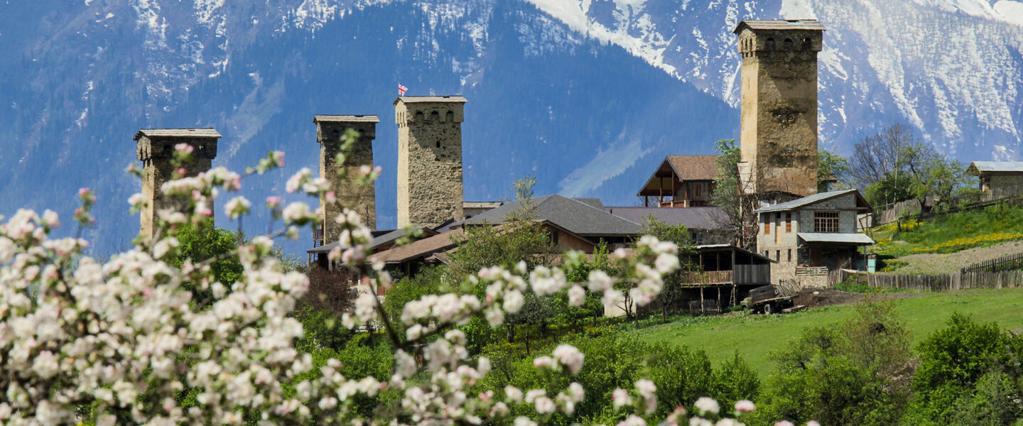 Georgien ─ im Land der 1.000 Wunder Georgien ─ im Land der 1.000 Wunder