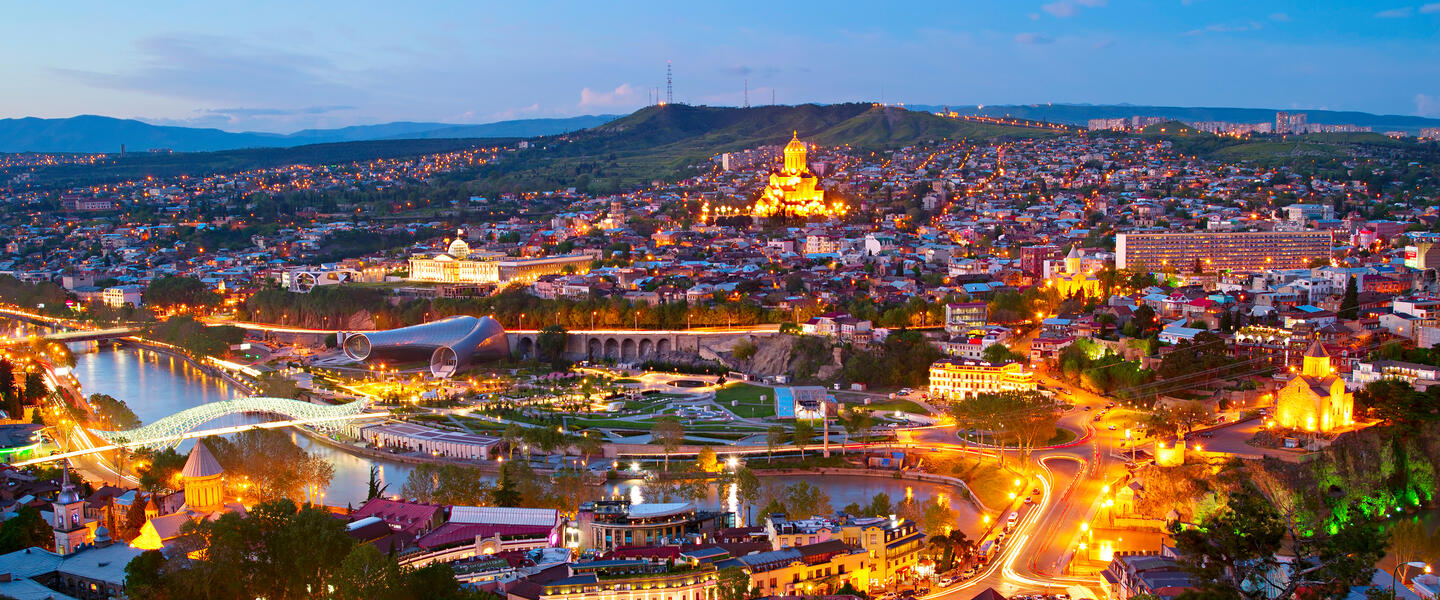 Georgien ─ im Land der 1.000 Wunder Georgien ─ im Land der 1.000 Wunder