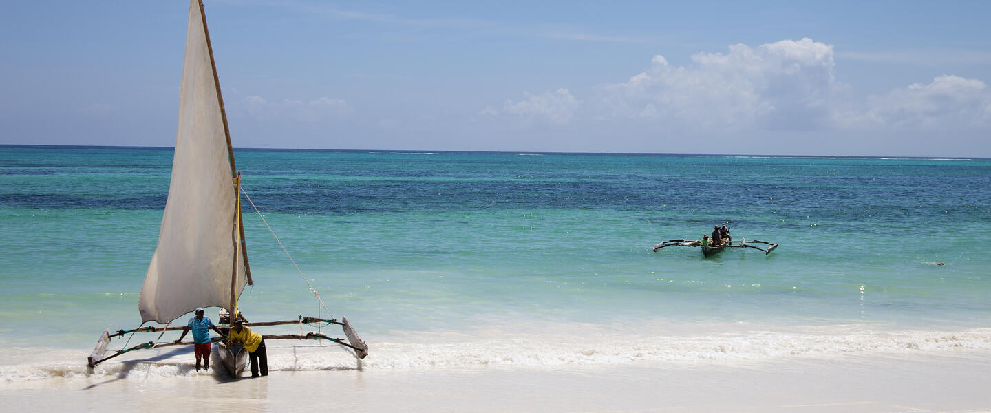 Tansania - Badeverlängerung im Bluebay Beach Resort & Spa auf Sansibar Tansania - Badeverlängerung im Bluebay Beach Resort & Spa auf Sansibar